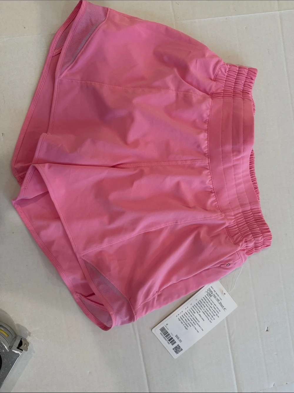 Lululemon hotty hot HR lined short 4” lined size 4